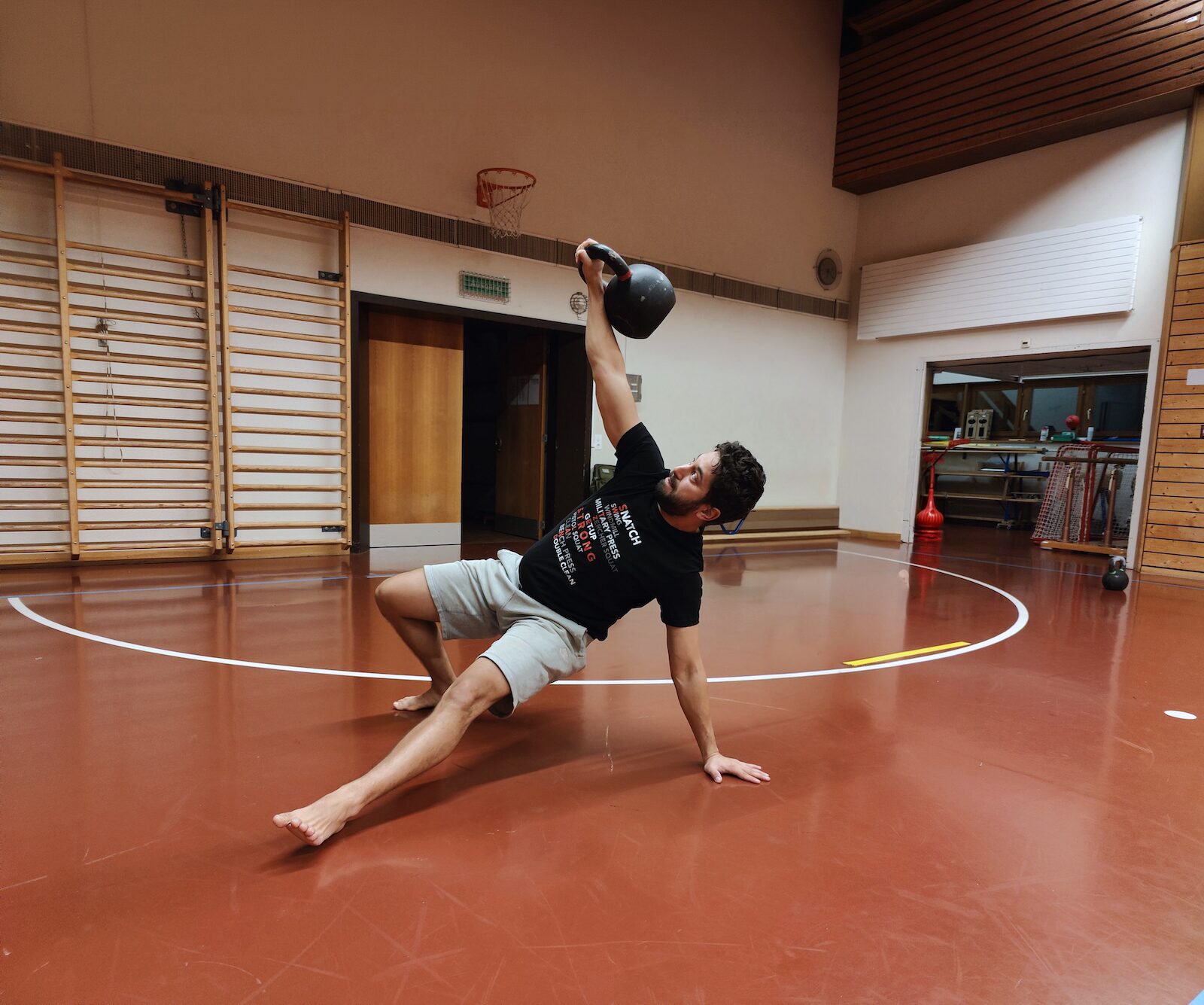 Kettlebell-Athlet im Training